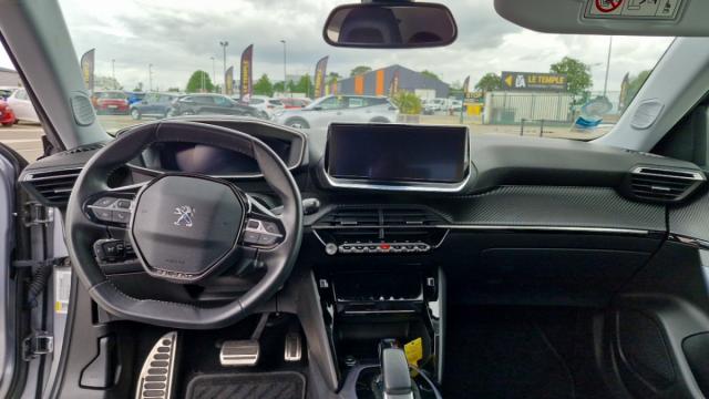 Peugeot 2008 image 8