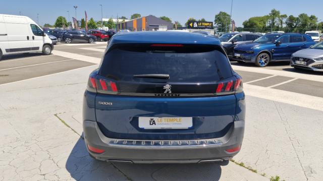 Peugeot 5008 image 2