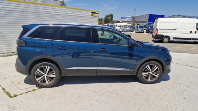 Peugeot 5008 image 7