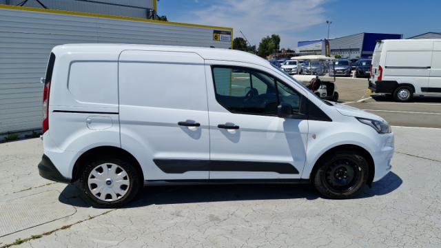 Ford Transit Connect image 6