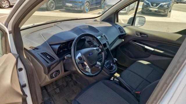 Ford Transit Connect image 2