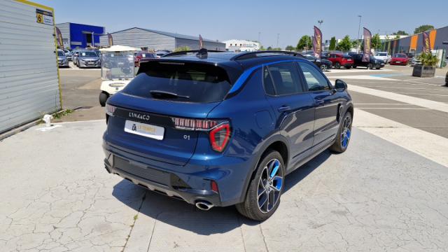 Lynk & Co 01 image 3