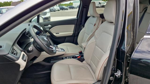 Renault Captur image 9