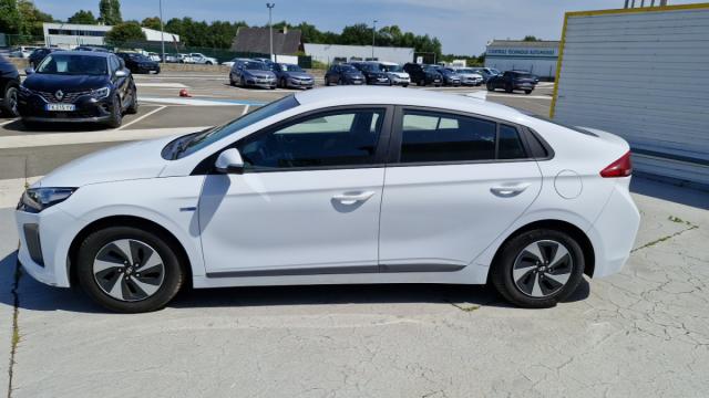 Hyundai Ioniq image 1