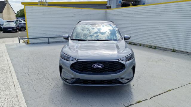 Ford Kuga image 6