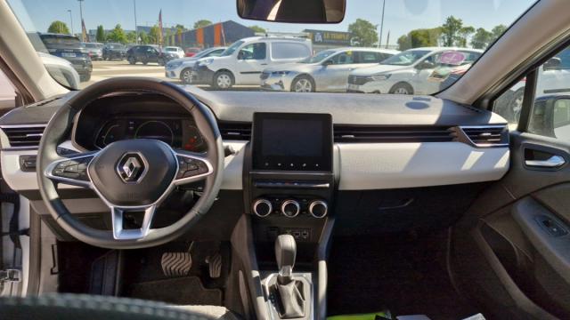 Renault Clio image 9