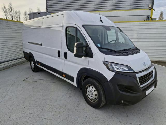 Peugeot Boxer image 9