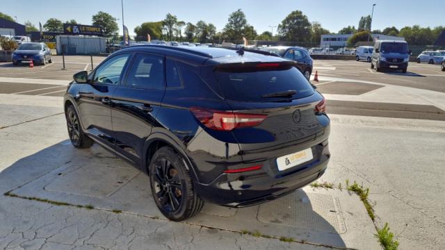 Opel Grandland image 9