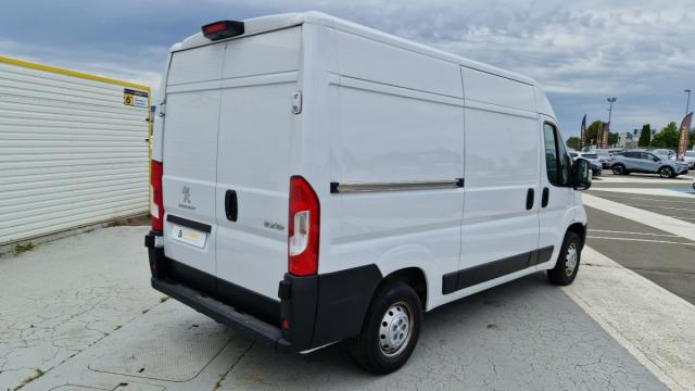 Peugeot Boxer image 2