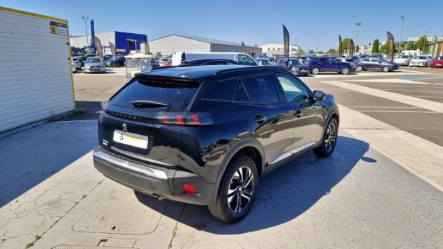 Peugeot 2008 image 2