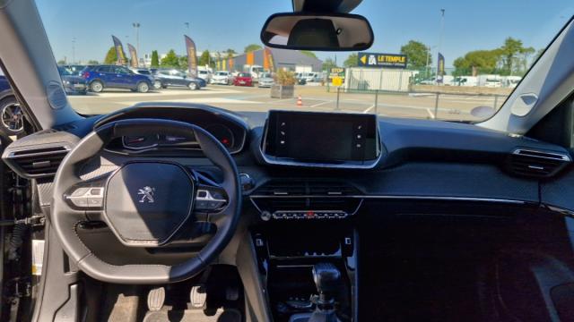Peugeot 2008 image 1