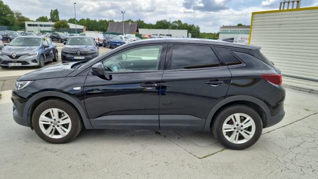 Opel Grandland X image 2
