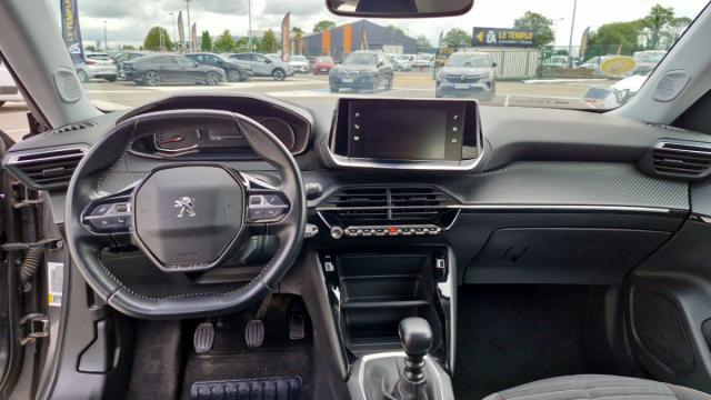 Peugeot 2008 image 3