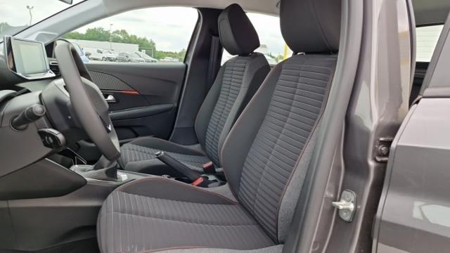 Peugeot 208 image 7
