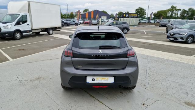Peugeot 208 image 6