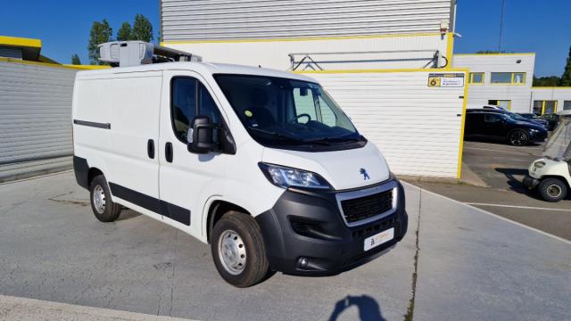Peugeot Boxer image 2