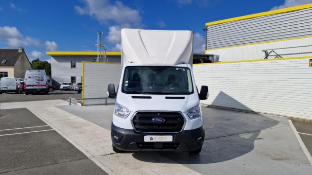 Ford Transit image 8
