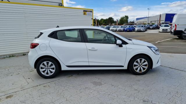 Renault Clio image 9