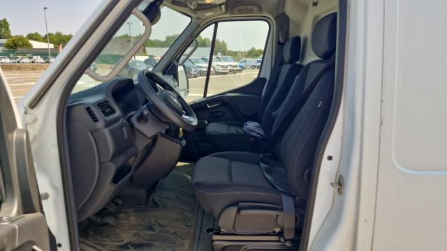 Renault Master image 7