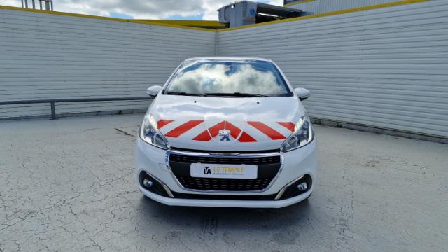 Peugeot 208 image 6