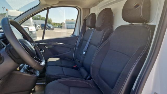 Renault Trafic image 3