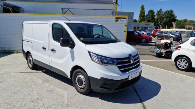 Renault Trafic image 9