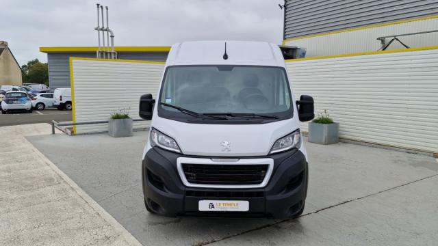 Peugeot Boxer image 1
