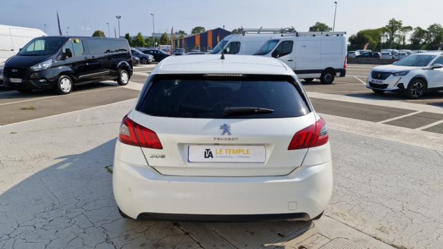 Peugeot 308 image 9