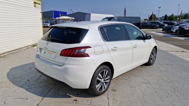 Peugeot 308 image 7