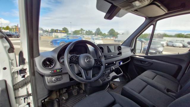 Mercedes Benz Sprinter image 8