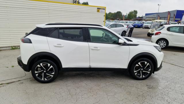 Peugeot 2008 image 2