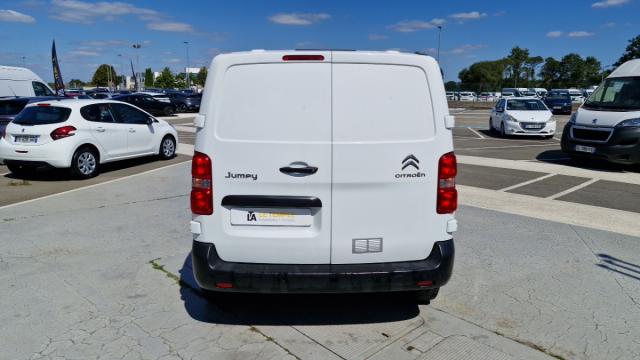 Citroen Jumpy image 9