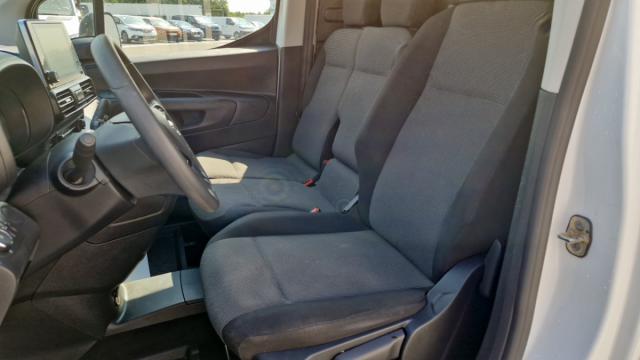 Opel Combo Cargo image 6
