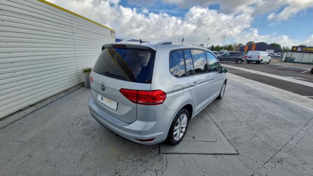 Volkswagen Touran image 2