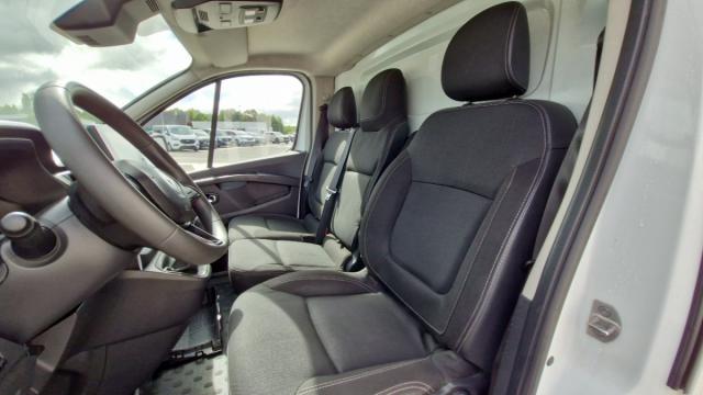 Renault Trafic image 4