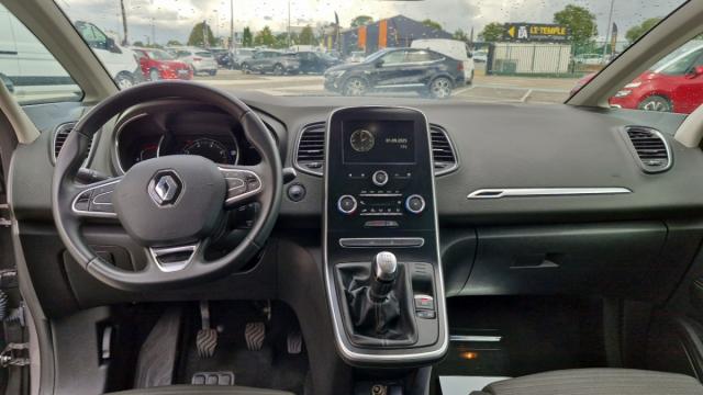 Renault Grand Scénic image 1