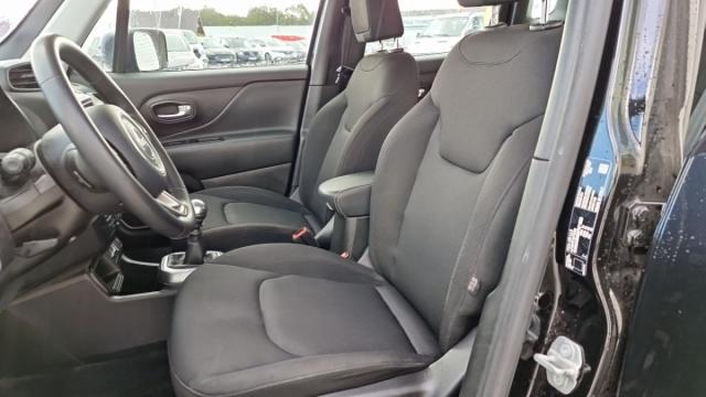 Jeep Renegade image 8