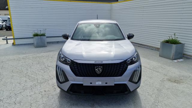 Peugeot 2008 image 6