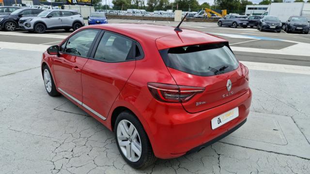 Renault Clio image 6