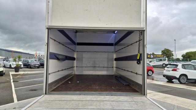 Ford Transit image 9