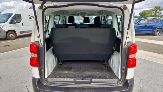 Peugeot Expert Combi image 2