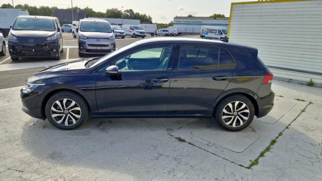 Volkswagen Golf image 9
