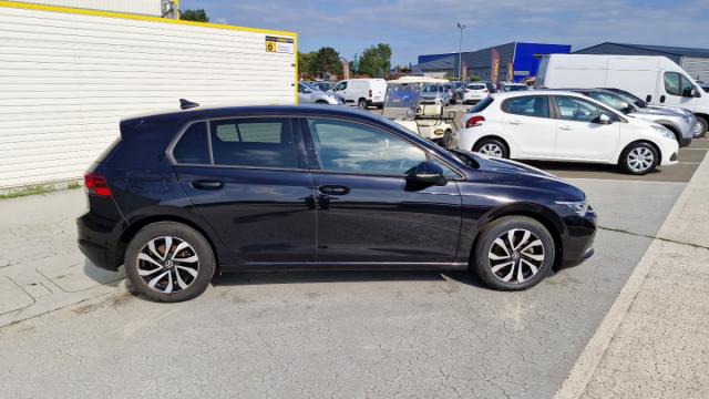 Volkswagen Golf image 8