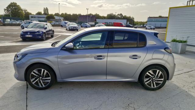 Peugeot 208 image 9