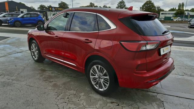 Ford Kuga image 1