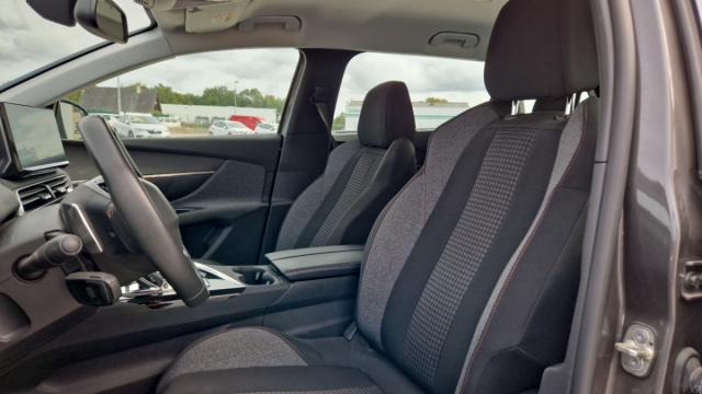Peugeot 5008 image 8