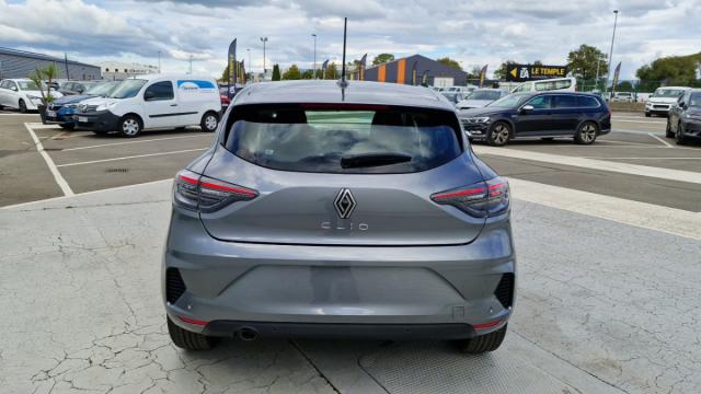 Renault Clio image 1