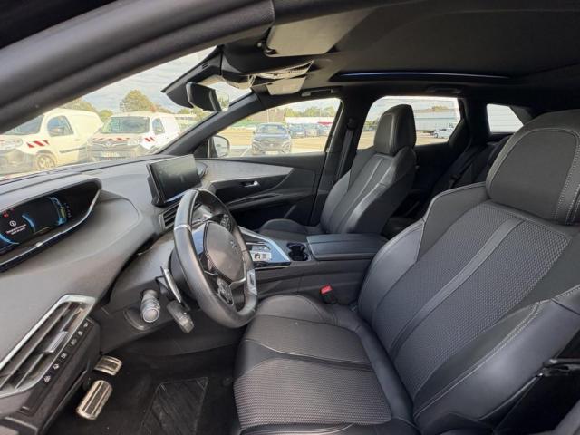 Peugeot 3008 image 2