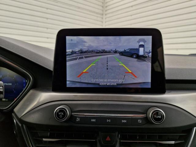 Ford Focus image 6