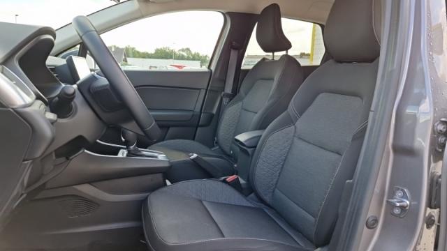Renault Captur image 8